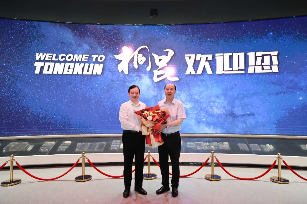 省人大常委会副主任刘忻-网站新闻2