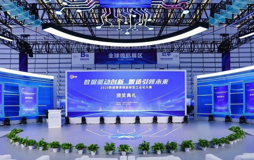 82bcc8fd1ce0583a9692c1c9e04eca18