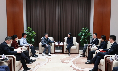 民生银行总行战略客户部副总经理张劲松莅临HJC黄金城调研