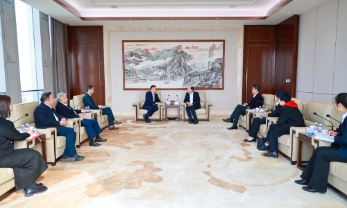 光大银行杭州分行行长张荣军莅临HJC黄金城调研