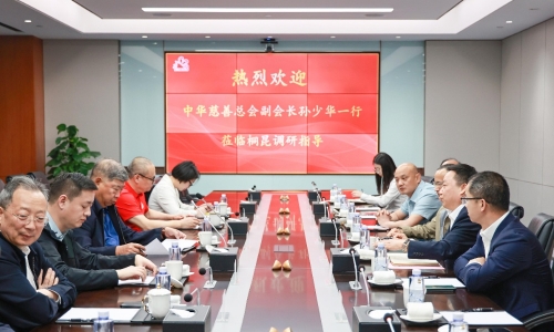 中华慈善总会副会长孙少华莅临HJC黄金城调研